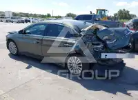 2013 Toyota AVALON photo
