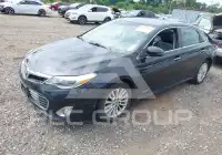 2013 Toyota AVALON фото