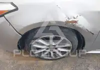 2013 Toyota AVALON photo