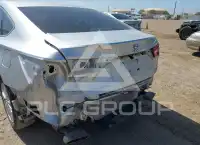 2013 Toyota AVALON фото