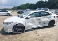 2013 Toyota AVALON фото