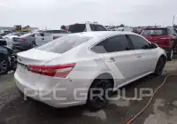 2013 Toyota AVALON photo