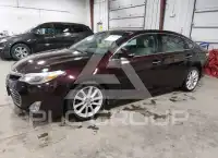 2013 Toyota AVALON фото