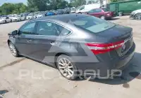 2013 Toyota AVALON фото