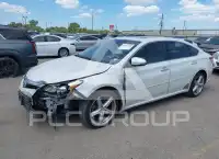 2013 Toyota AVALON photo