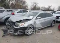 2013 Toyota AVALON фото