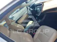 2013 Toyota AVALON photo