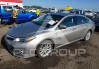 2013 Toyota AVALON фото