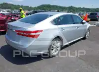2013 Toyota AVALON фото