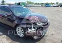 2013 Toyota AVALON photo