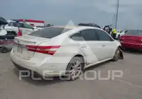 2013 Toyota AVALON фото