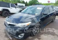 2013 Toyota AVALON фото