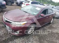 2013 Toyota AVALON photo