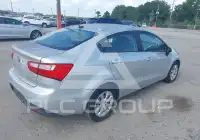 2013 KIA Rio photo