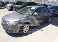 2013 KIA Forte фото