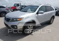 2013 KIA Sorento photo