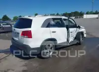 2013 KIA Sorento photo