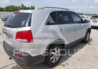 2013 KIA Sorento photo