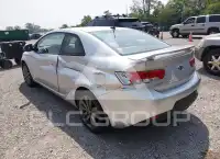 2013 KIA Forte photo
