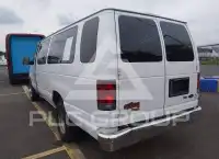 2013 Ford E-350 фото