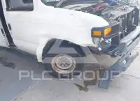 2013 Ford E-350 фото