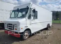 2013 Ford E-350 photo