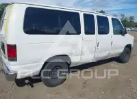 2013 Ford E-150 фото