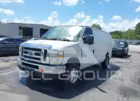 2013 Ford E-150 фото