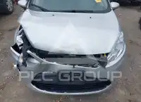 2013 Ford FIESTA фото