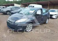2013 Ford FIESTA фото