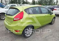 2013 Ford FIESTA фото