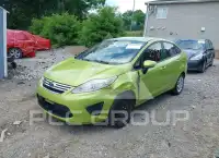 2013 Ford FIESTA фото