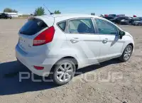 2013 Ford FIESTA фото