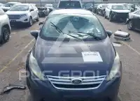 2013 Ford FIESTA фото