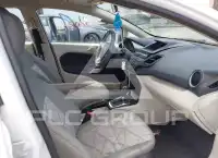 2013 Ford FIESTA фото