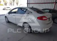 2013 Ford FIESTA фото