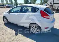 2013 Ford FIESTA фото
