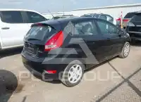 2013 Ford FIESTA фото