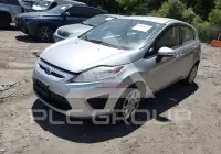 2013 Ford FIESTA фото