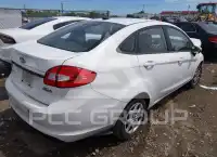 2013 Ford FIESTA фото