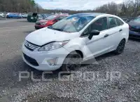 2013 Ford FIESTA фото