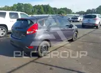 2013 Ford FIESTA фото