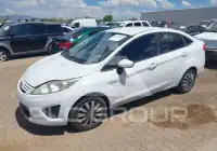 2013 Ford FIESTA фото