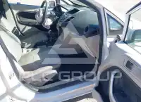 2013 Ford FIESTA фото