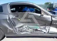 2013 Ford MUSTANG фото
