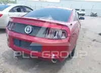 2013 Ford MUSTANG фото