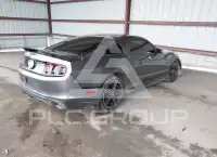 2013 Ford MUSTANG photo