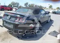 2013 Ford MUSTANG фото