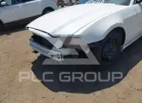 2013 Ford MUSTANG фото