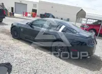 2013 Ford MUSTANG фото